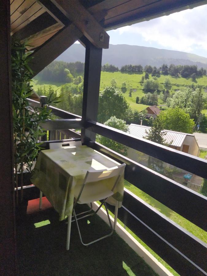 Duplex 3 Pieces. Pieds Des Pistes Et Balcon! Apartment Gresse-en-Vercors Exterior photo